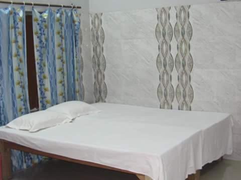 Tripathi Paying Guest House พาราณสี ภายนอก รูปภาพ